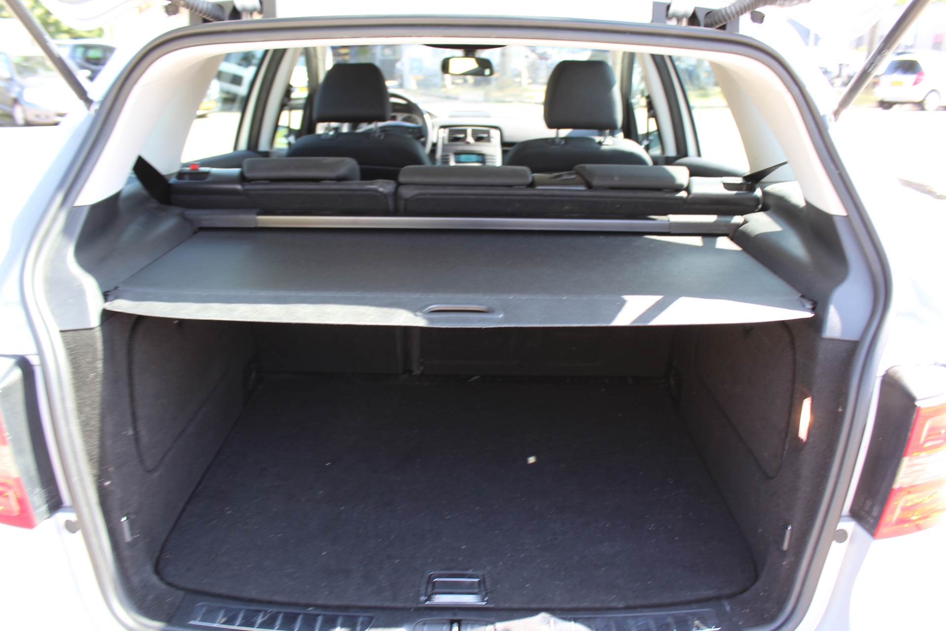 Foto van Mercedes-Benz B 200