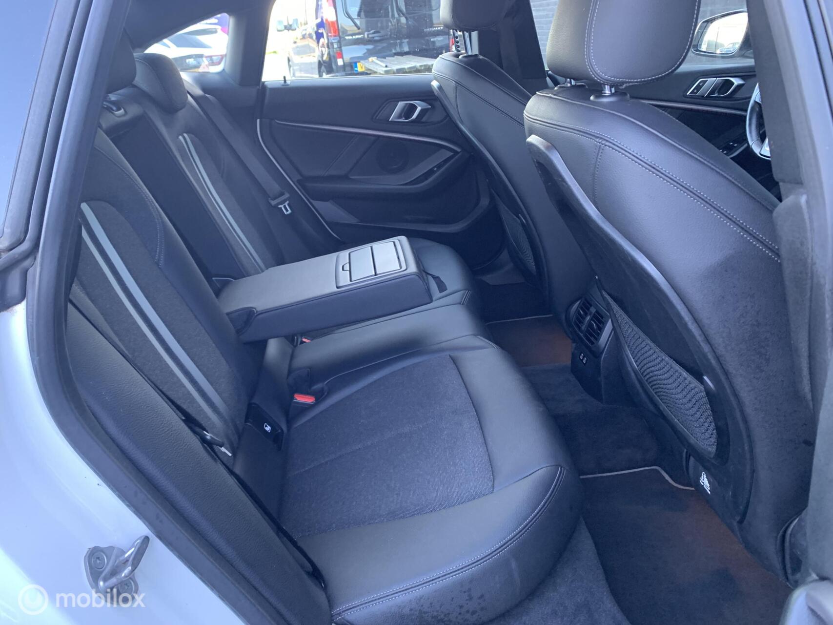 Foto van BMW 218i