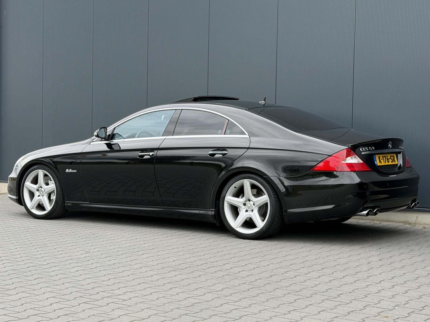 Foto van Mercedes-Benz CLS 63 AMG