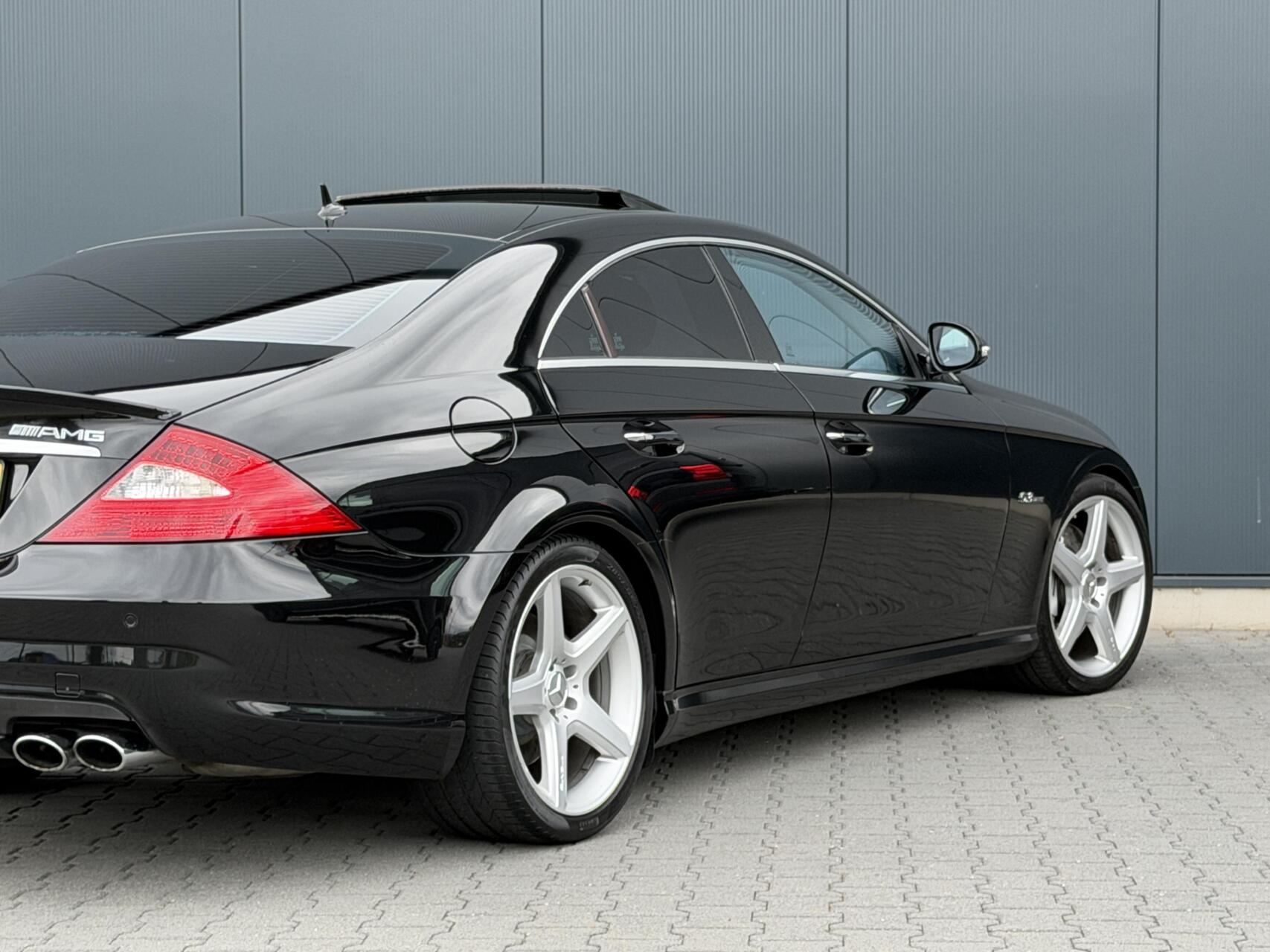 Foto van Mercedes-Benz CLS 63 AMG