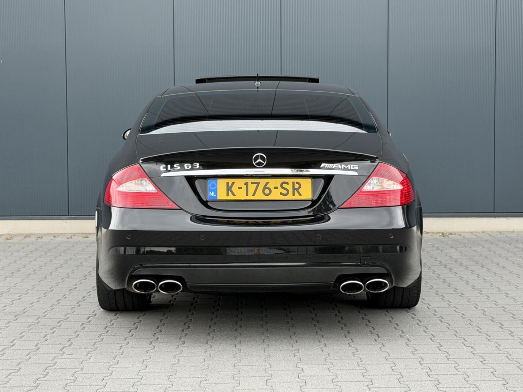 Foto van Mercedes-Benz CLS 63 AMG