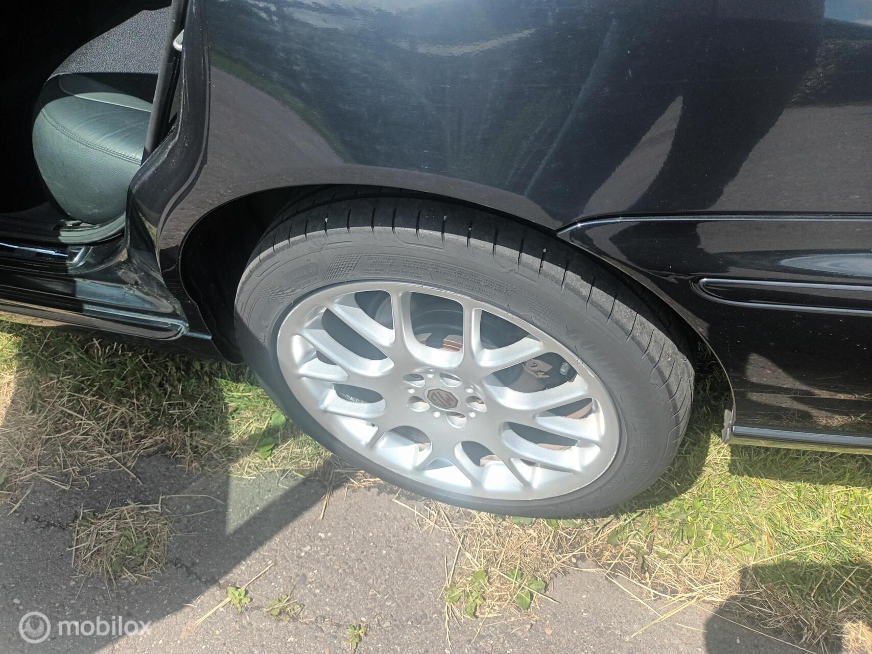 Foto van MG MG Zt-t