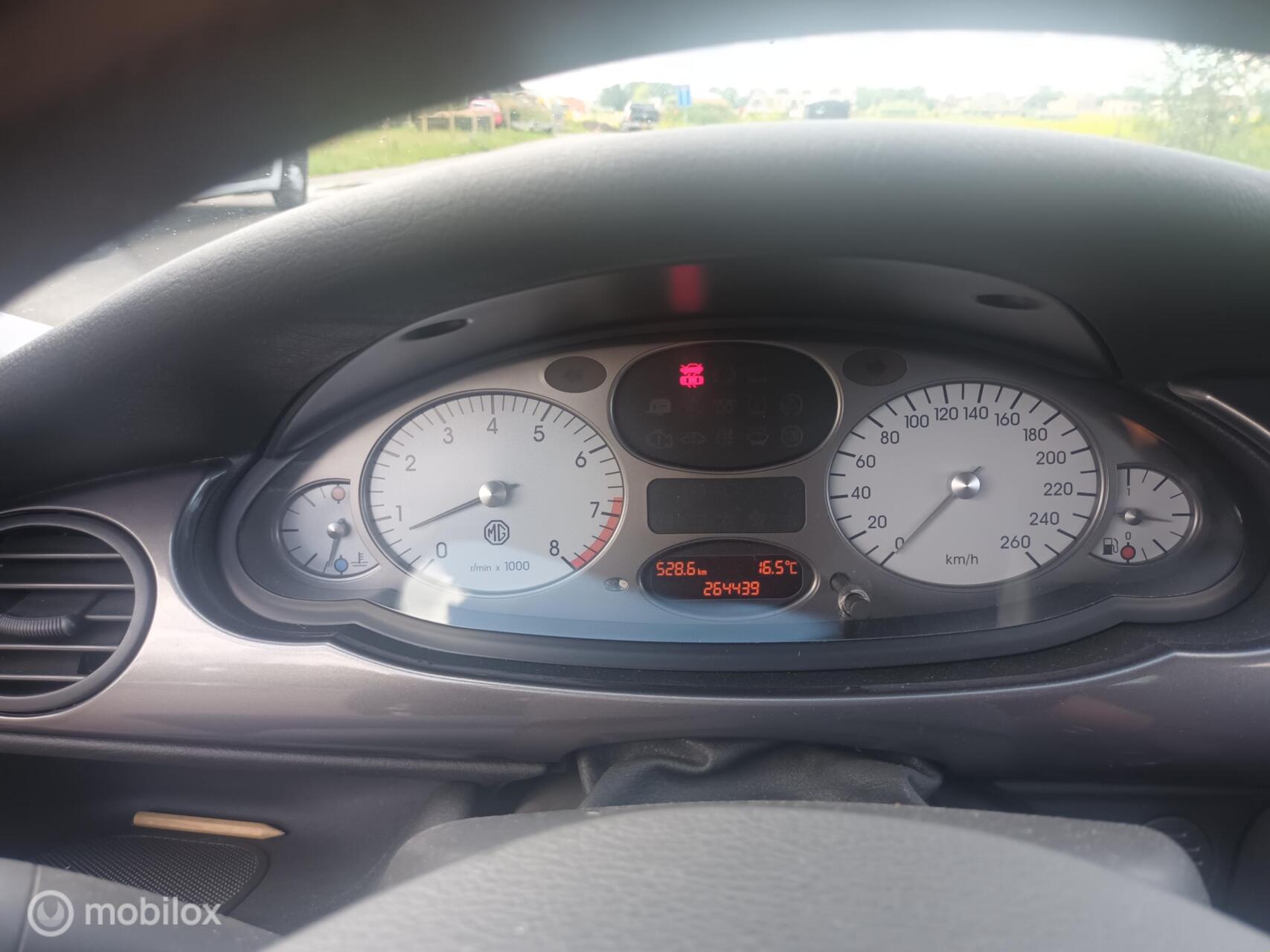 Foto van MG MG Zt-t