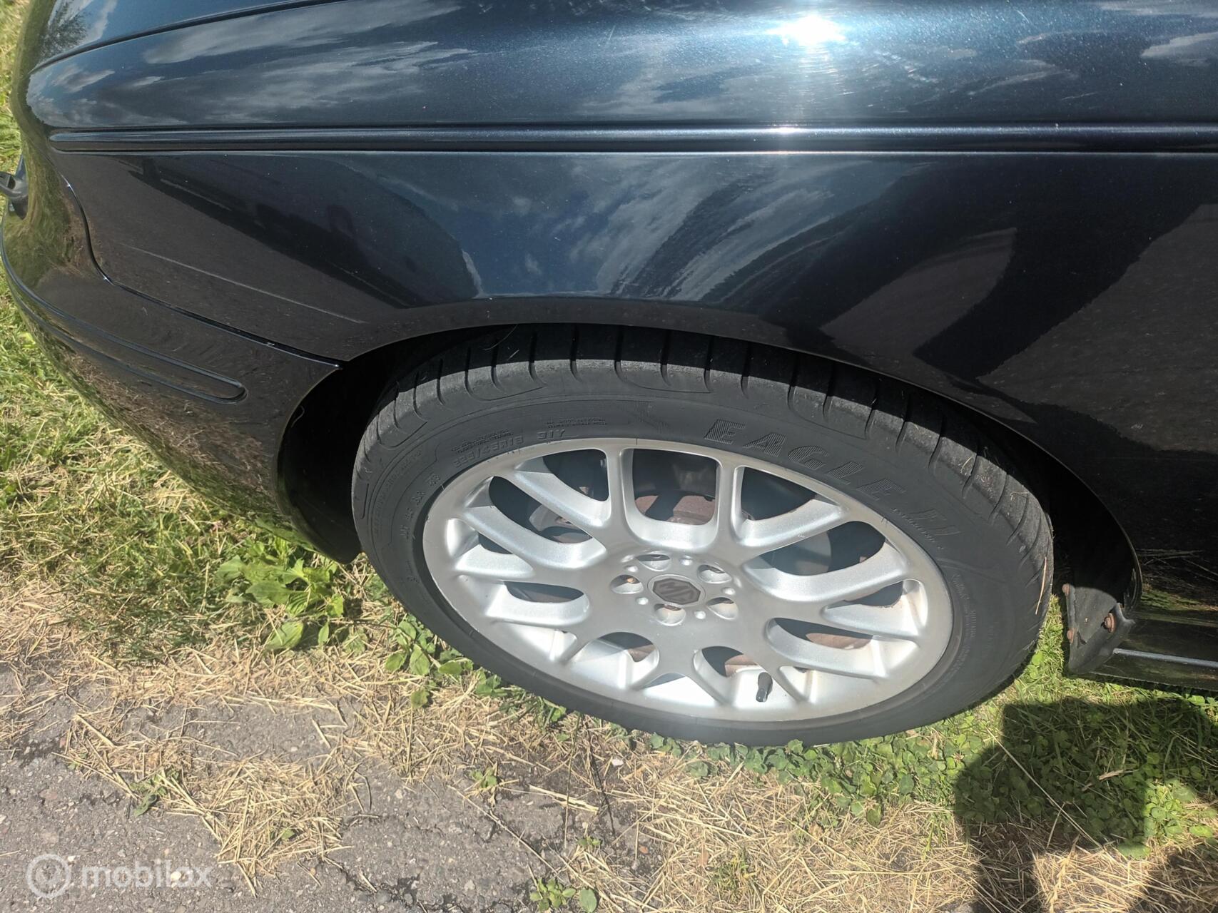 Foto van MG MG Zt-t