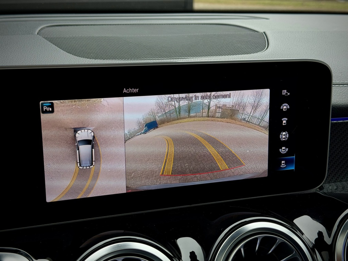 Foto van Mercedes-Benz GLB 250 4Matic