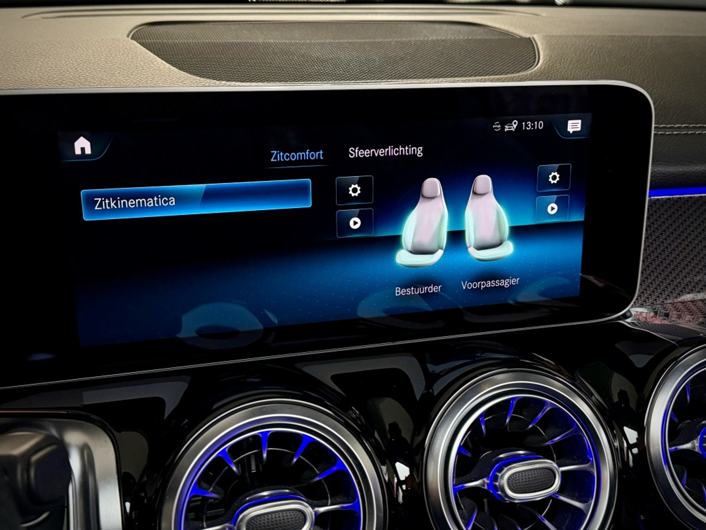 Foto van Mercedes-Benz GLB 250 4Matic