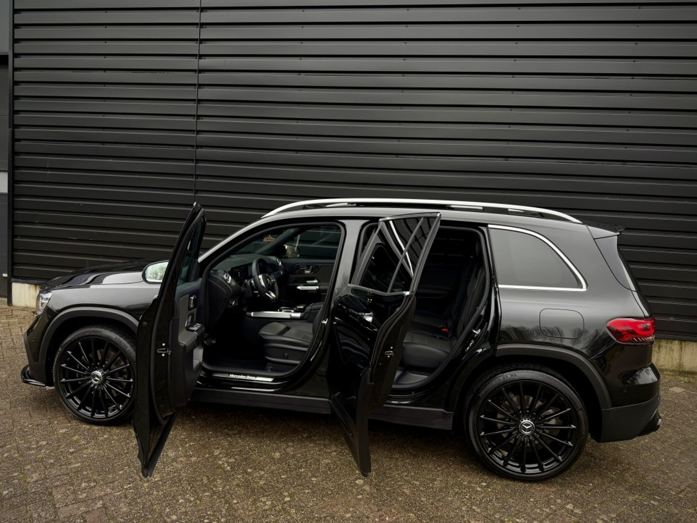 Foto van Mercedes-Benz GLB 250 4Matic