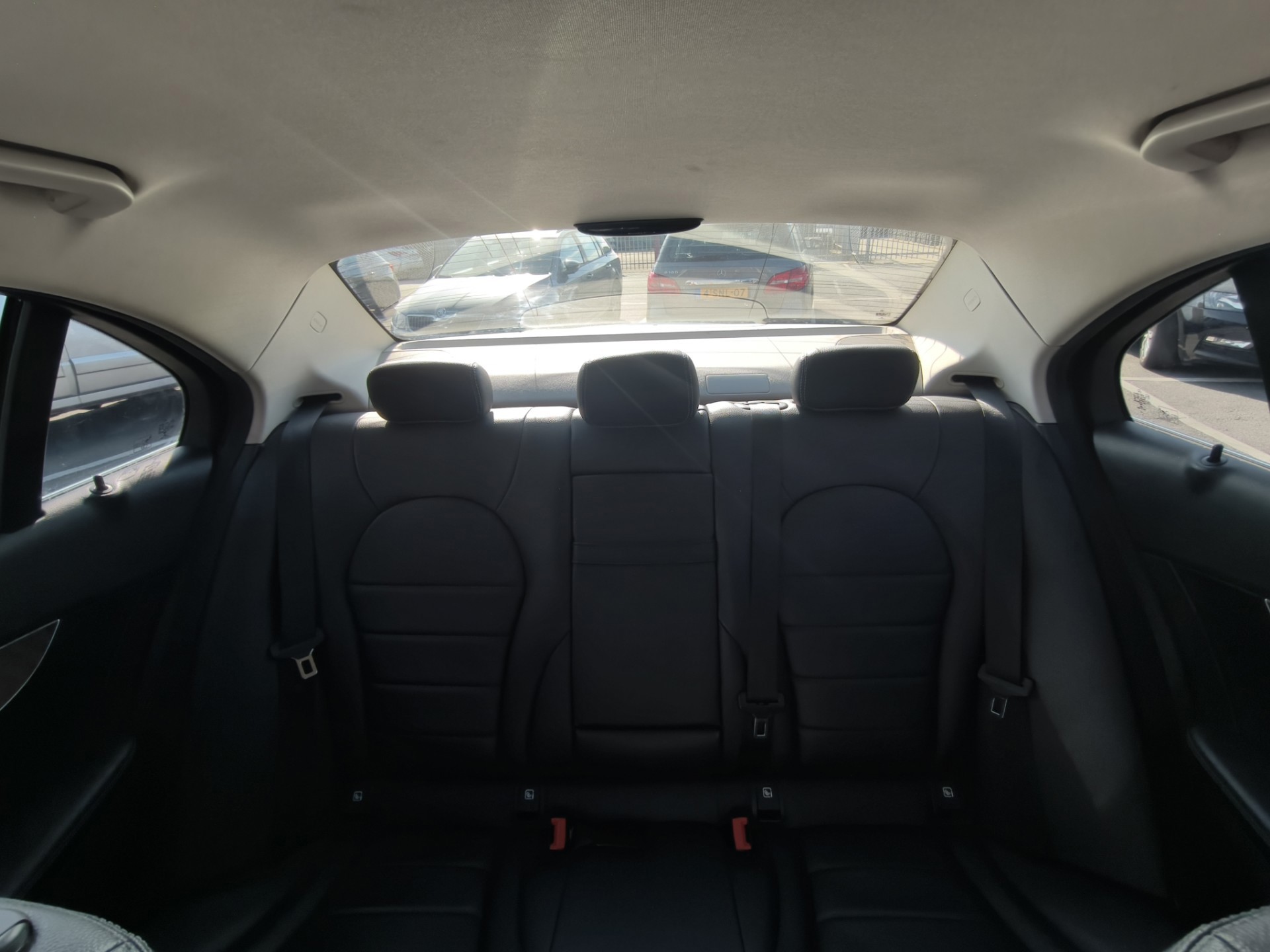 Foto van Mercedes-Benz C 200