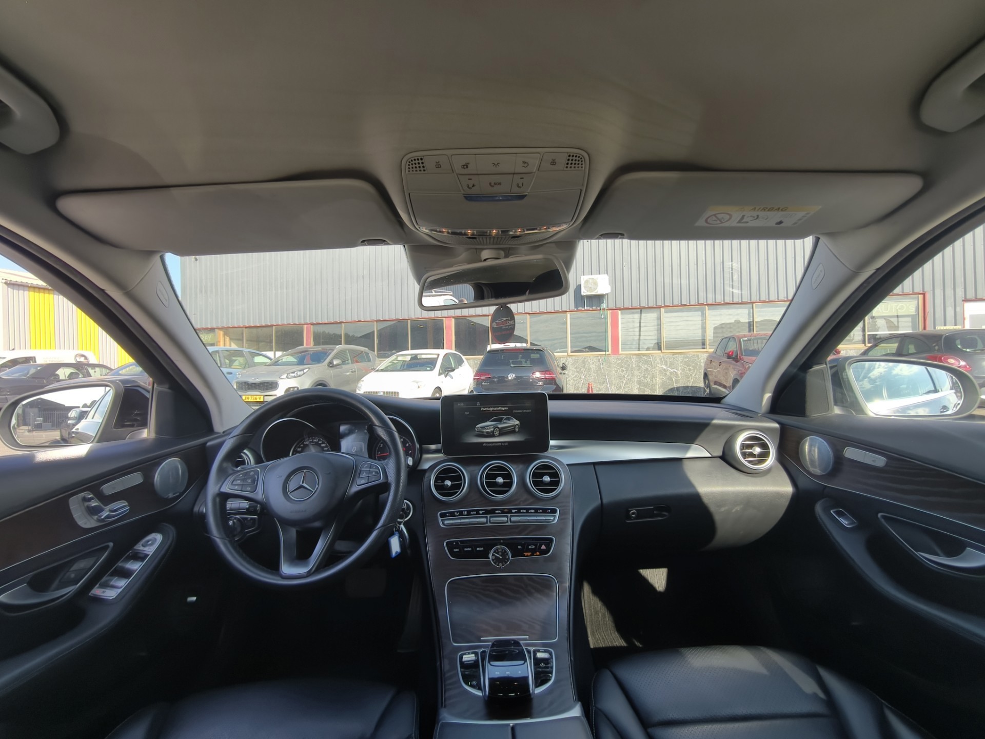 Foto van Mercedes-Benz C 200