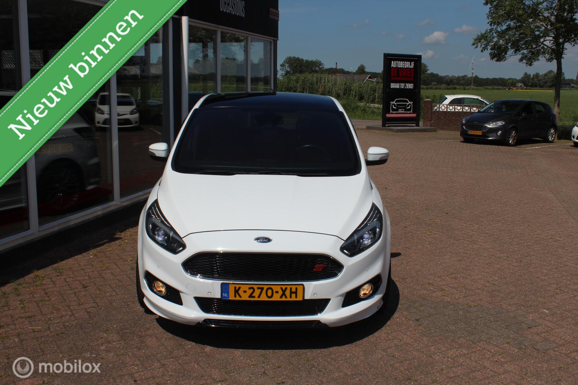 Foto van Ford S-max