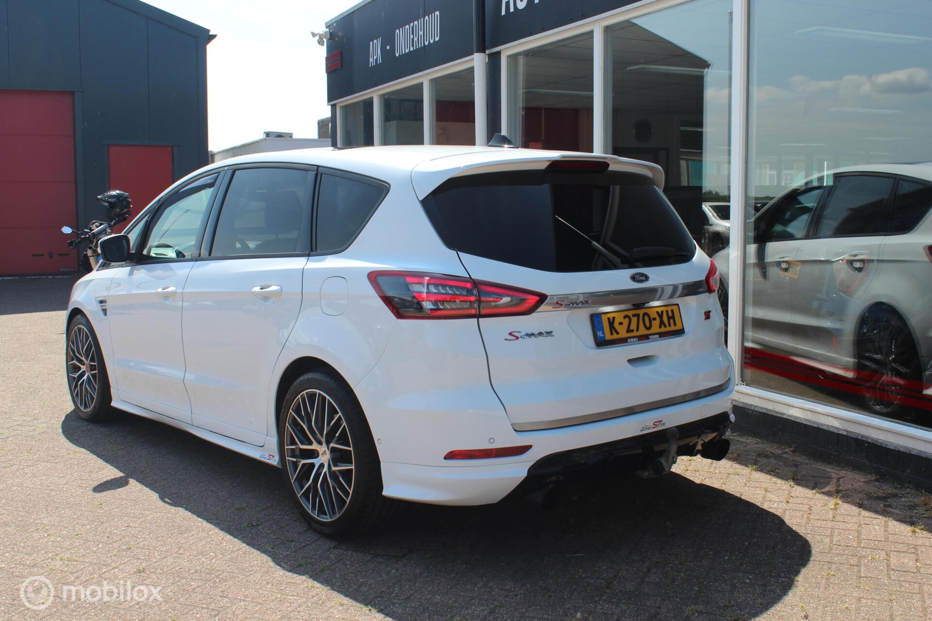 Foto van Ford S-max