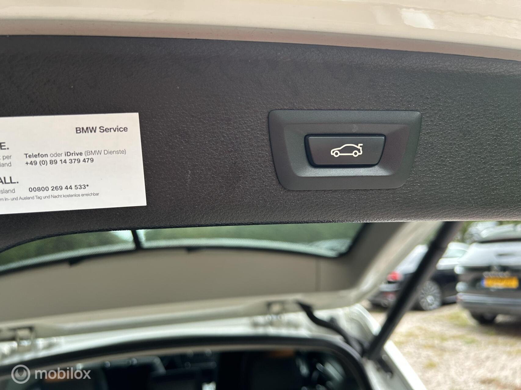 Foto van BMW X3 Xdrive20i