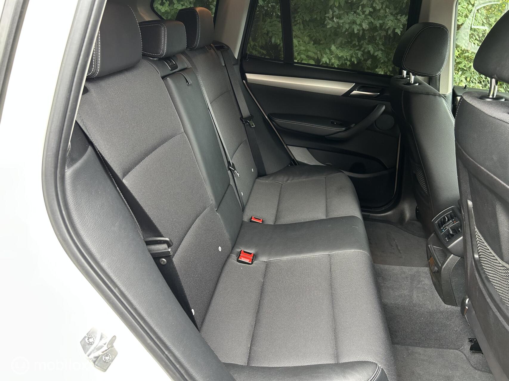 Foto van BMW X3 Xdrive20i