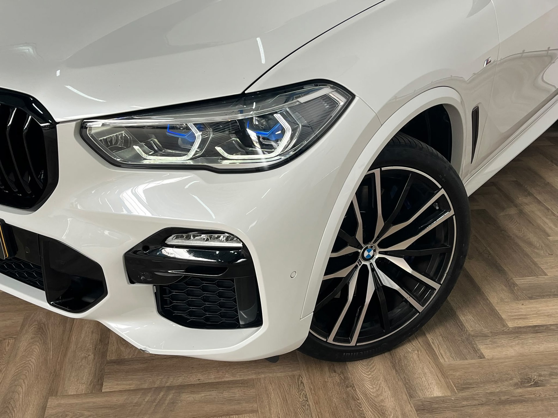 Foto van BMW X5 Xdrive40i