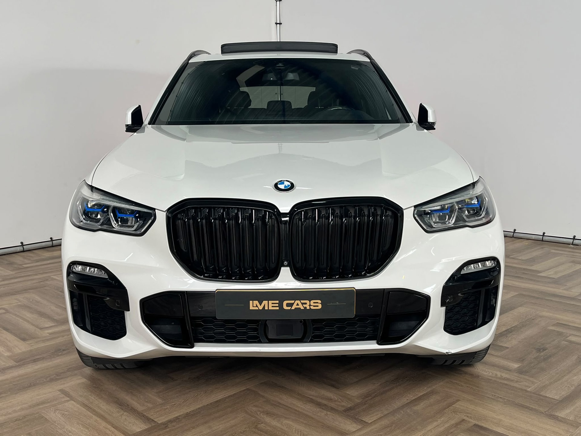 Foto van BMW X5 Xdrive40i