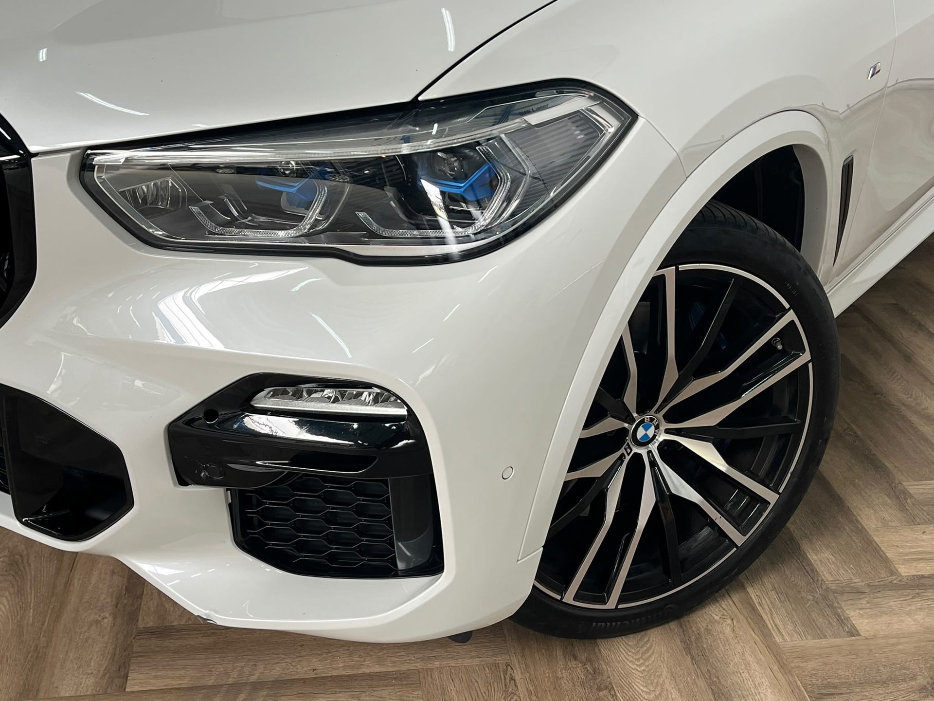 Foto van BMW X5 Xdrive40i