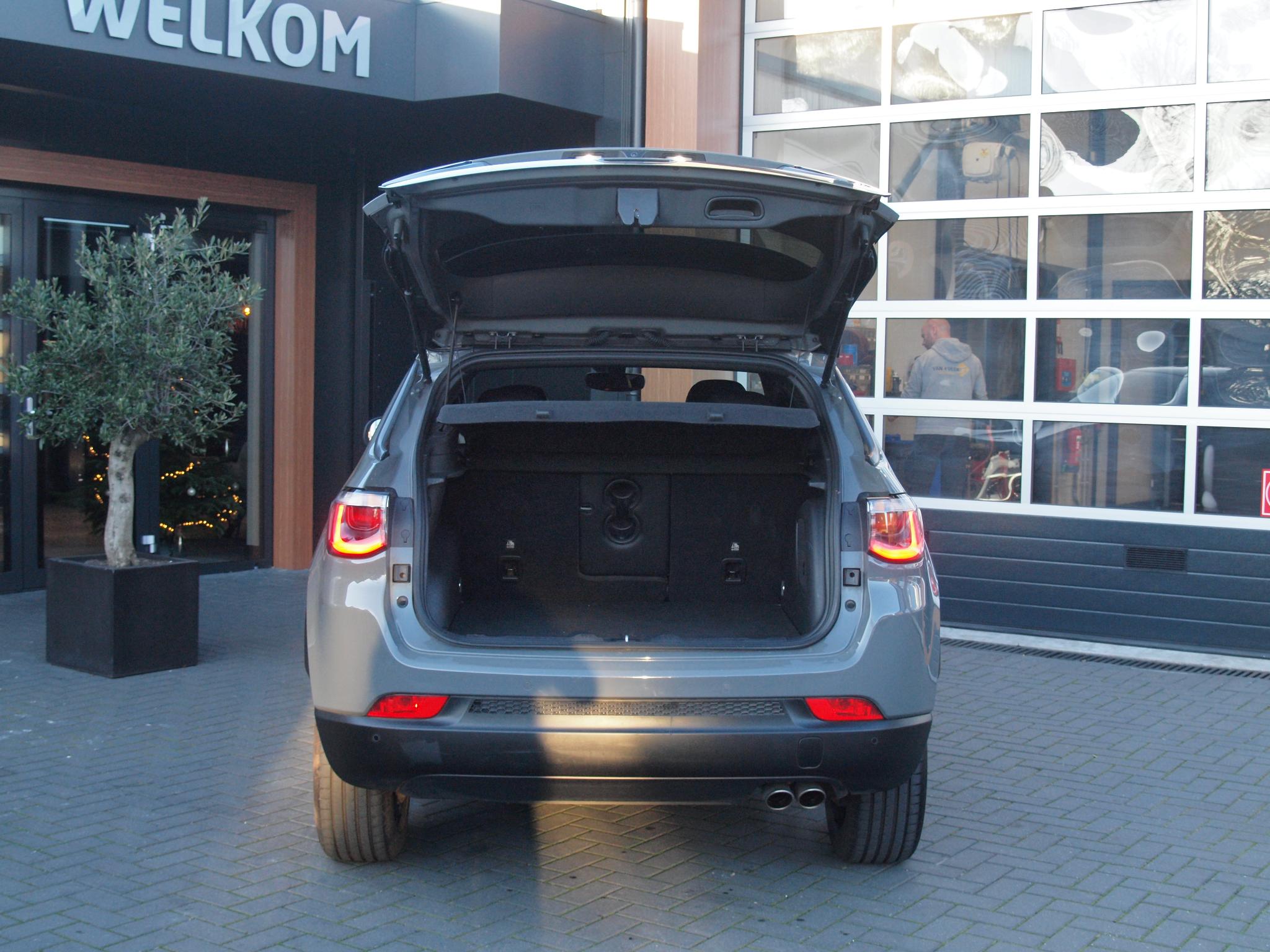 Foto van Jeep Compass