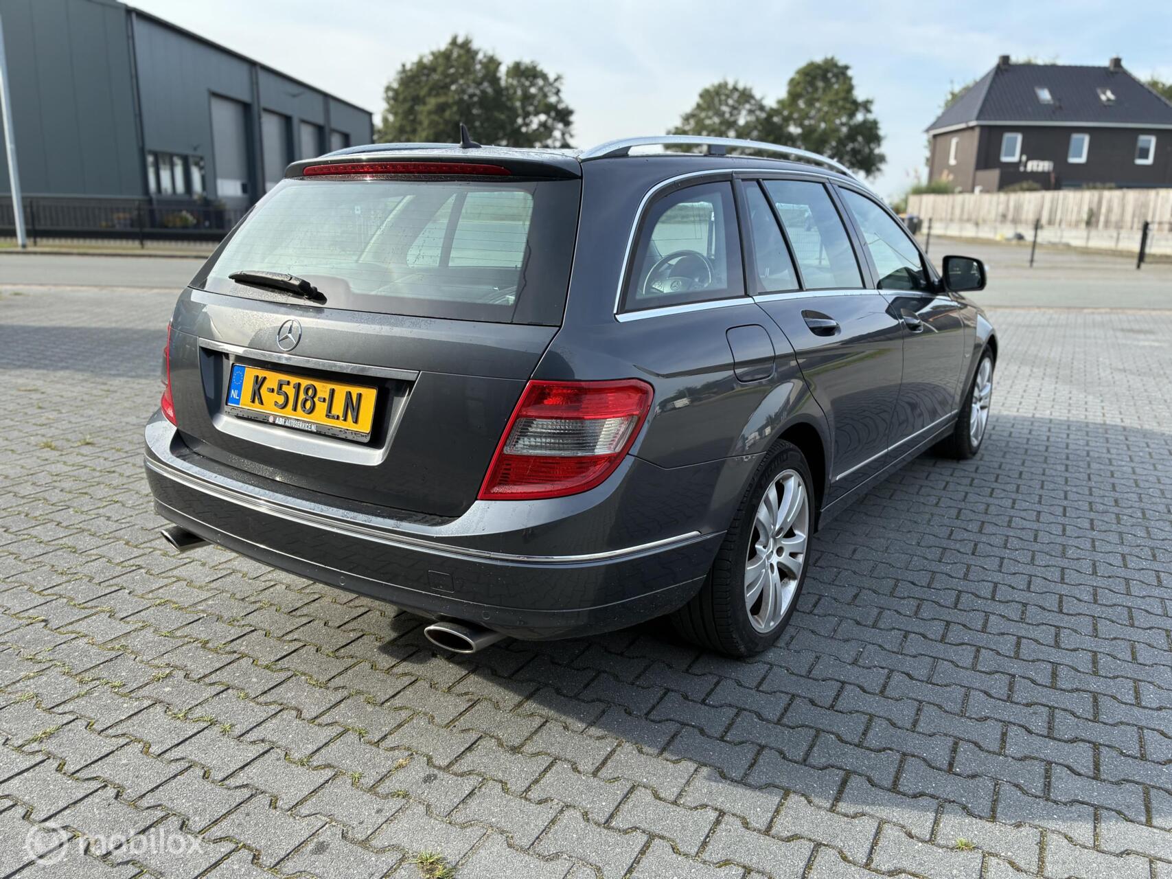 Foto van Mercedes-Benz C 280