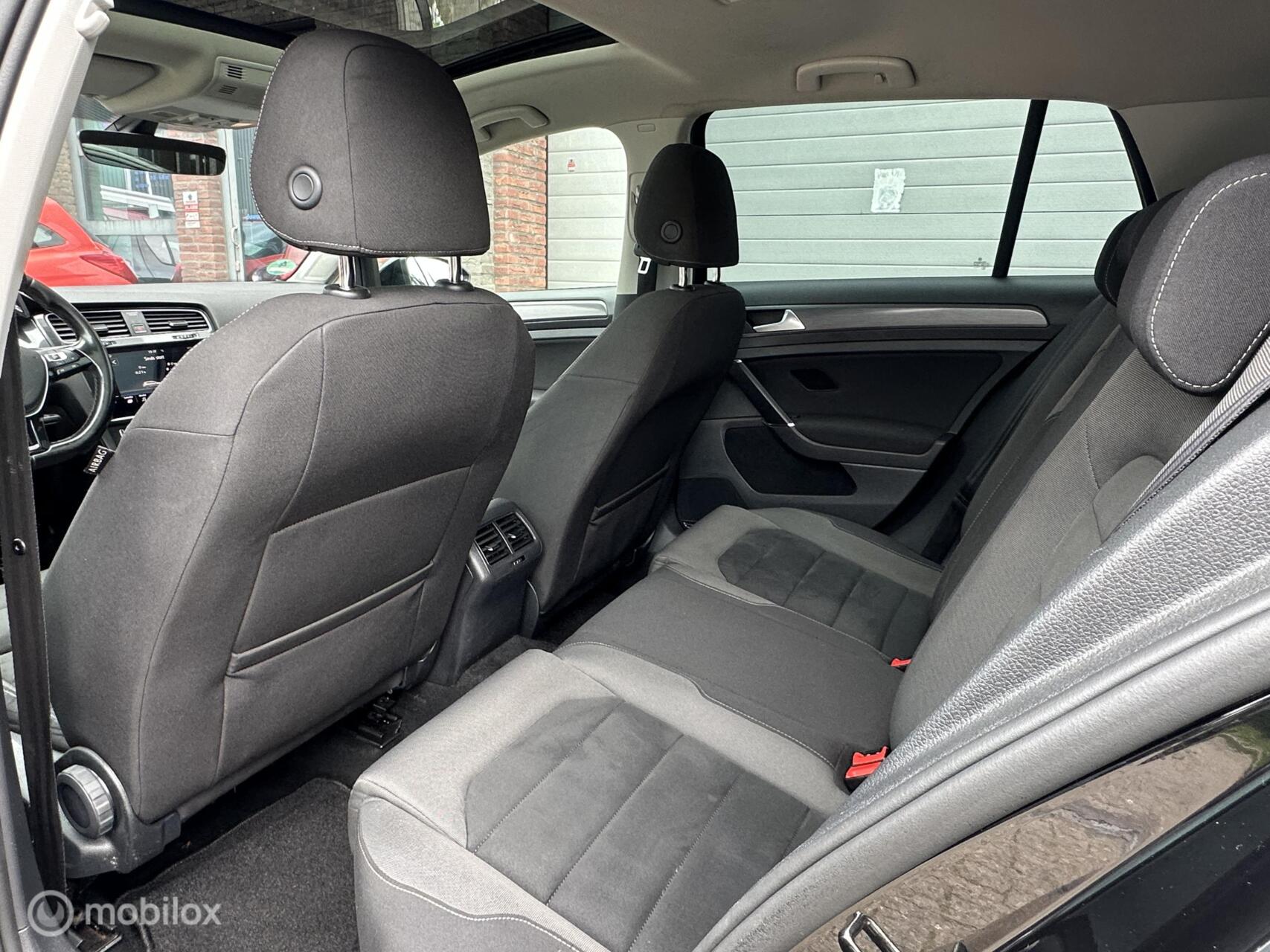 Foto van Volkswagen Golf