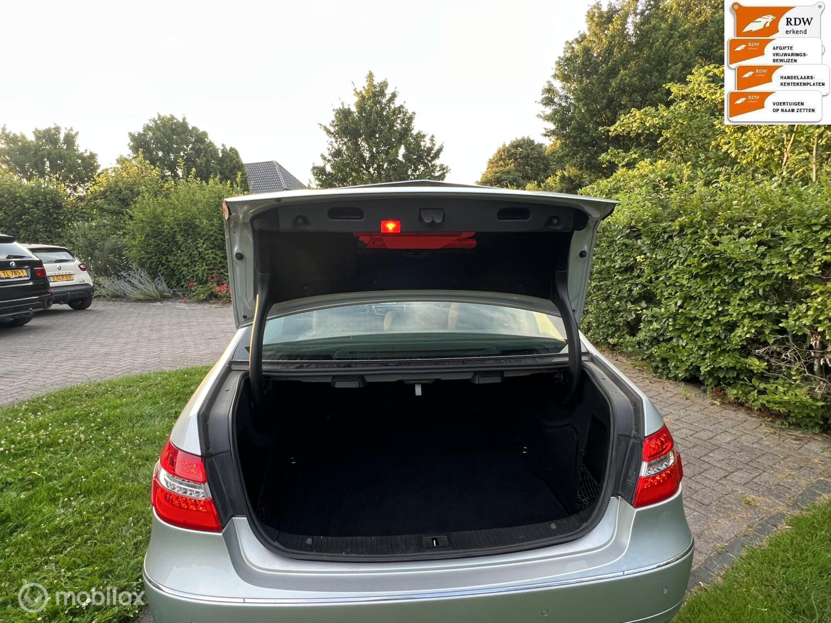 Foto van Mercedes-Benz E 350 CDI