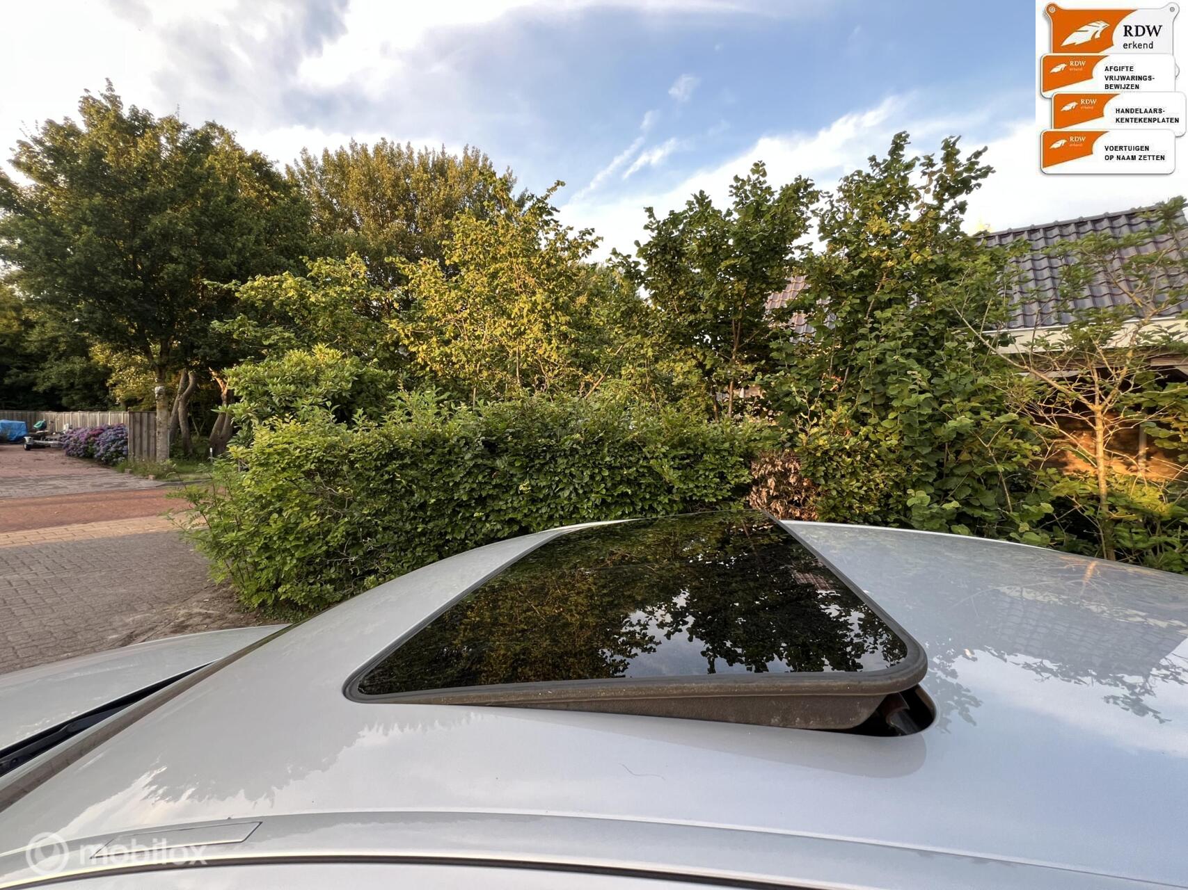 Foto van Mercedes-Benz E 350 CDI