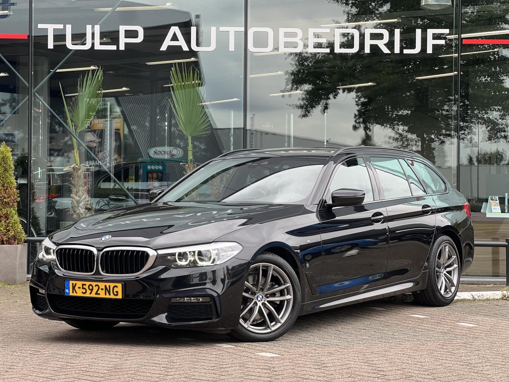 BMW 520i 520i High Executive Clima Leder Dealer 2018 - voorkant