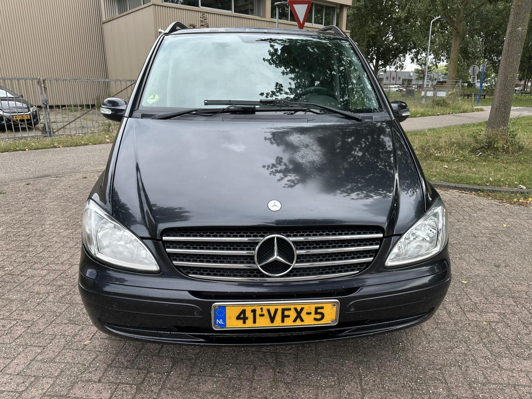 Foto van Mercedes-Benz Viano CDI 2.2