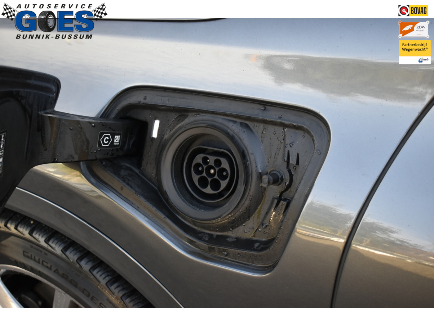 Foto van BMW X2 Xdrive25e