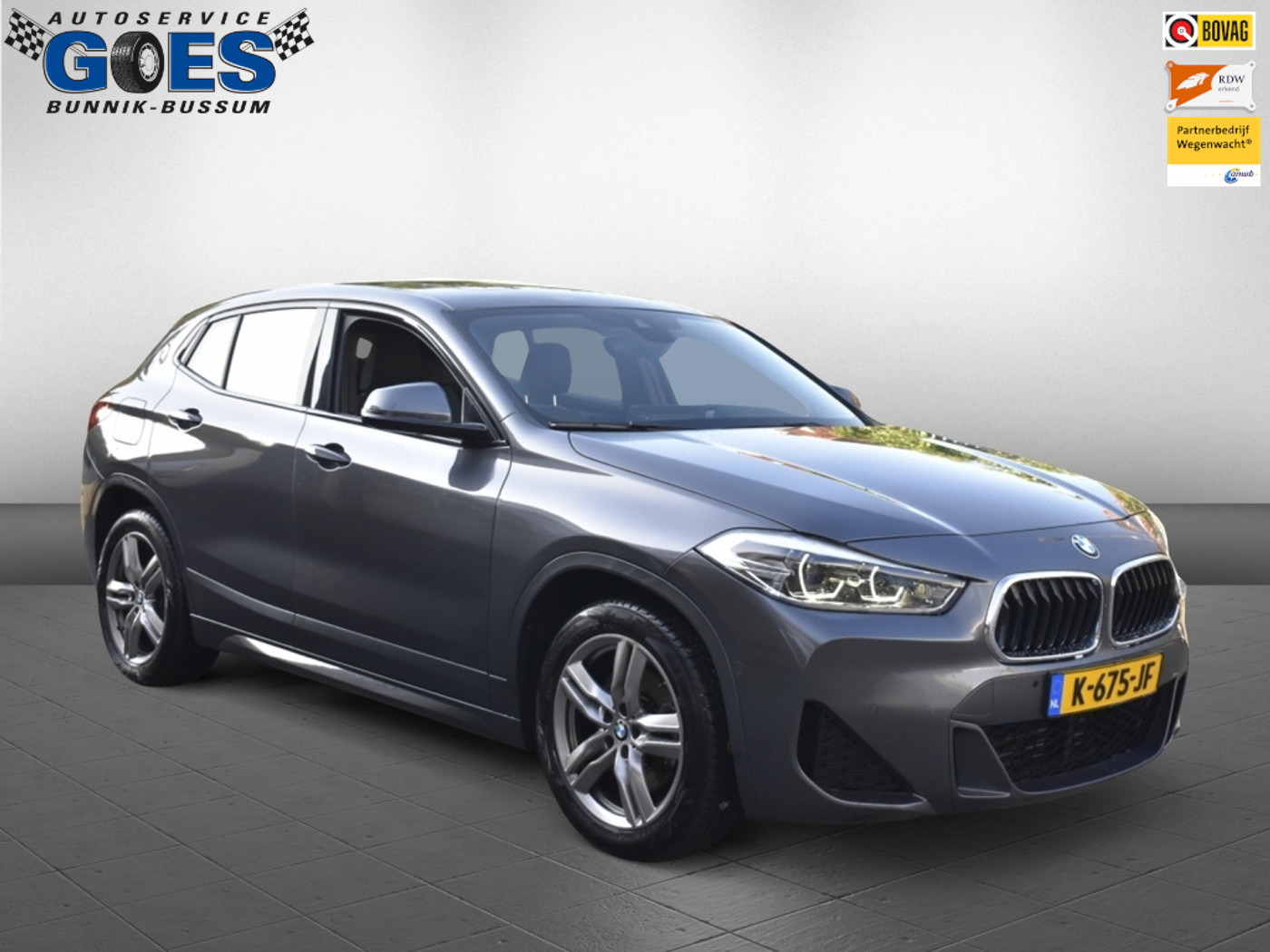 Foto van BMW X2 Xdrive25e