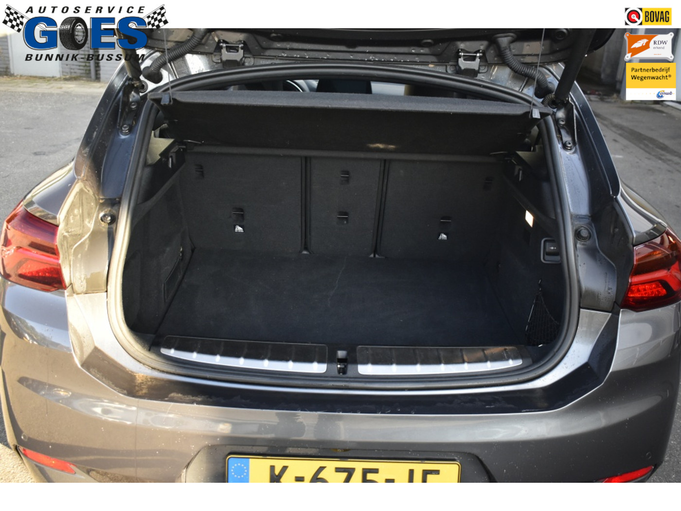 Foto van BMW X2 Xdrive25e