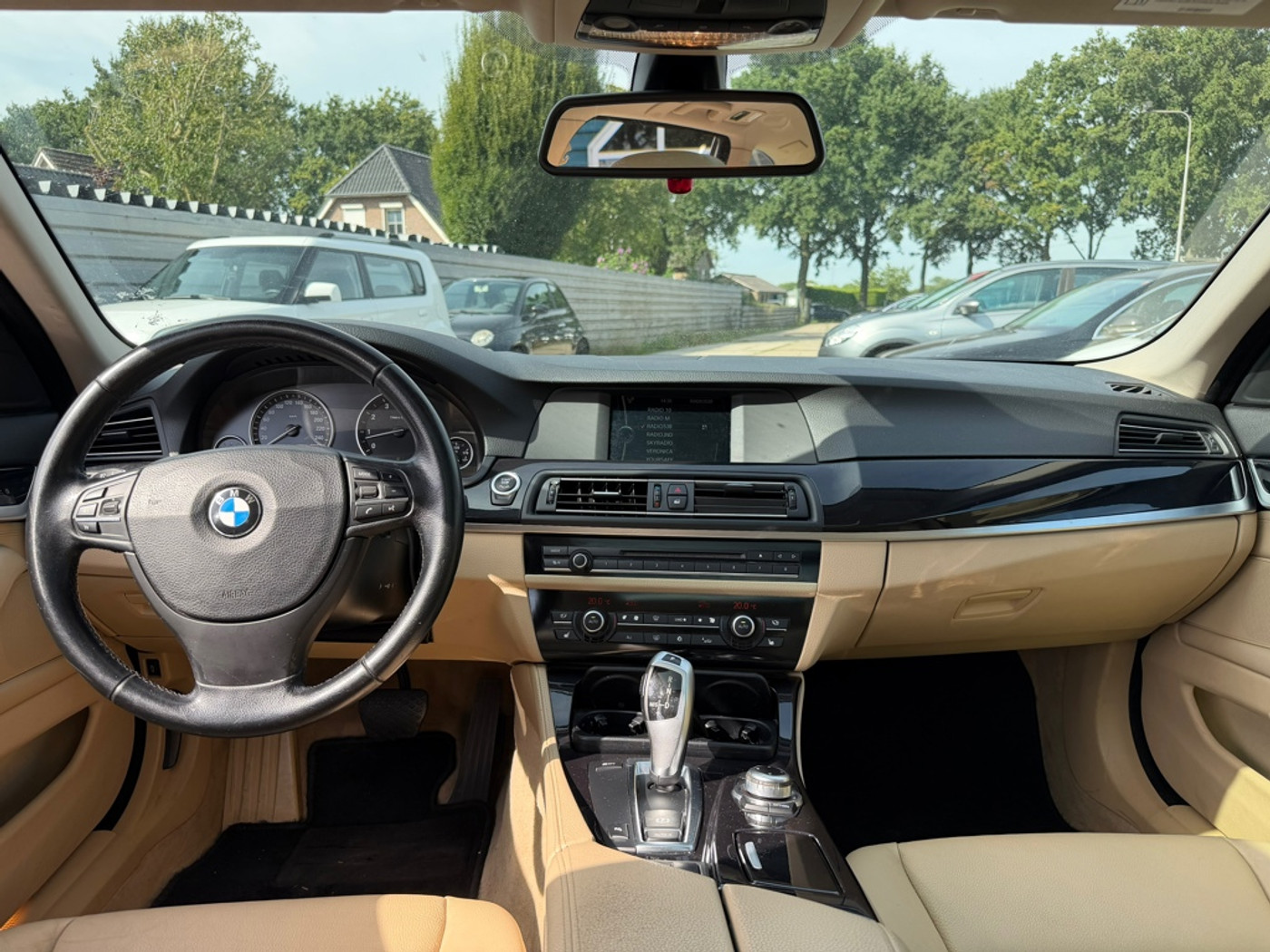 Foto van BMW 523i