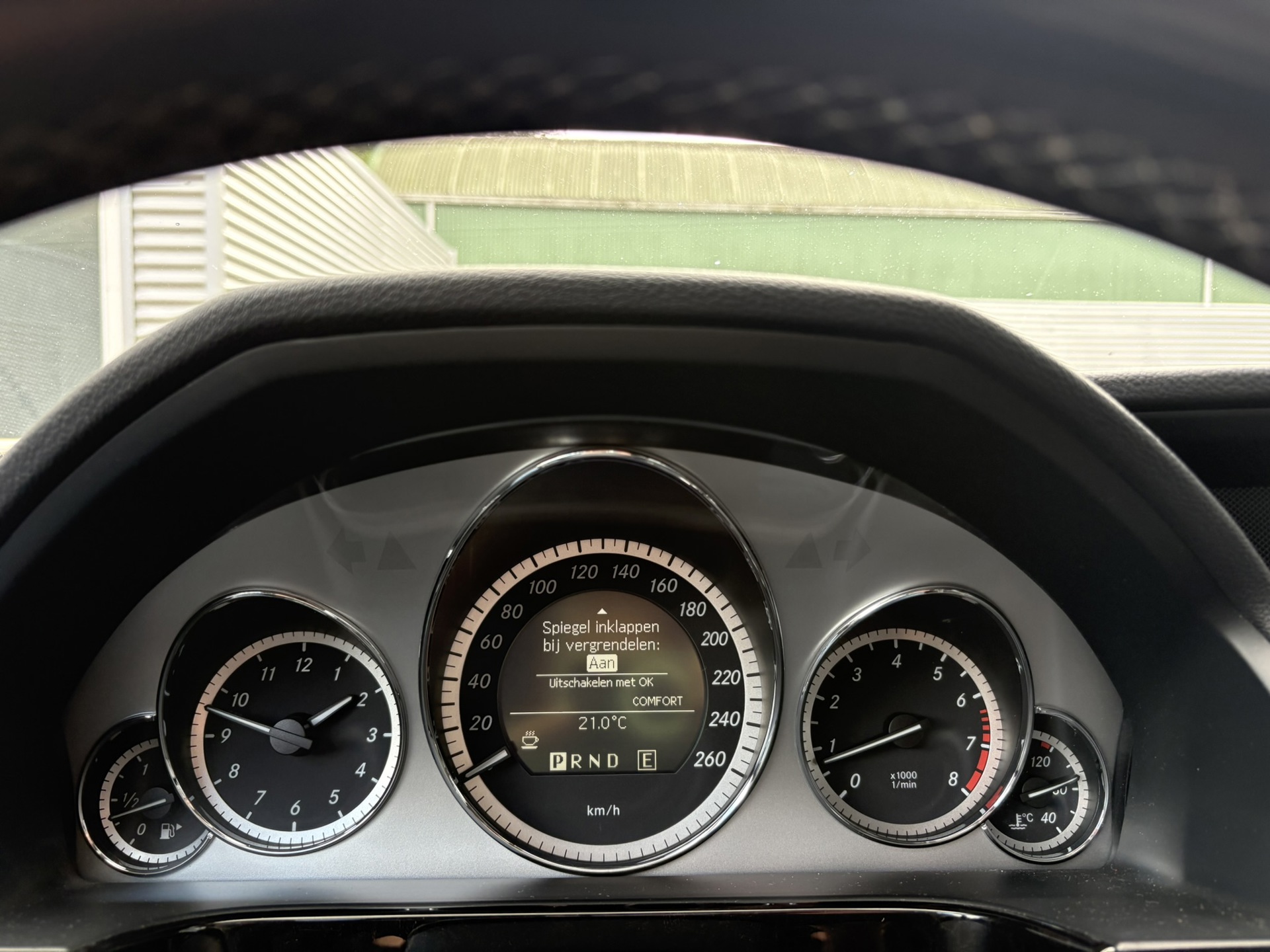 Foto van Mercedes-Benz E 200 Cgi