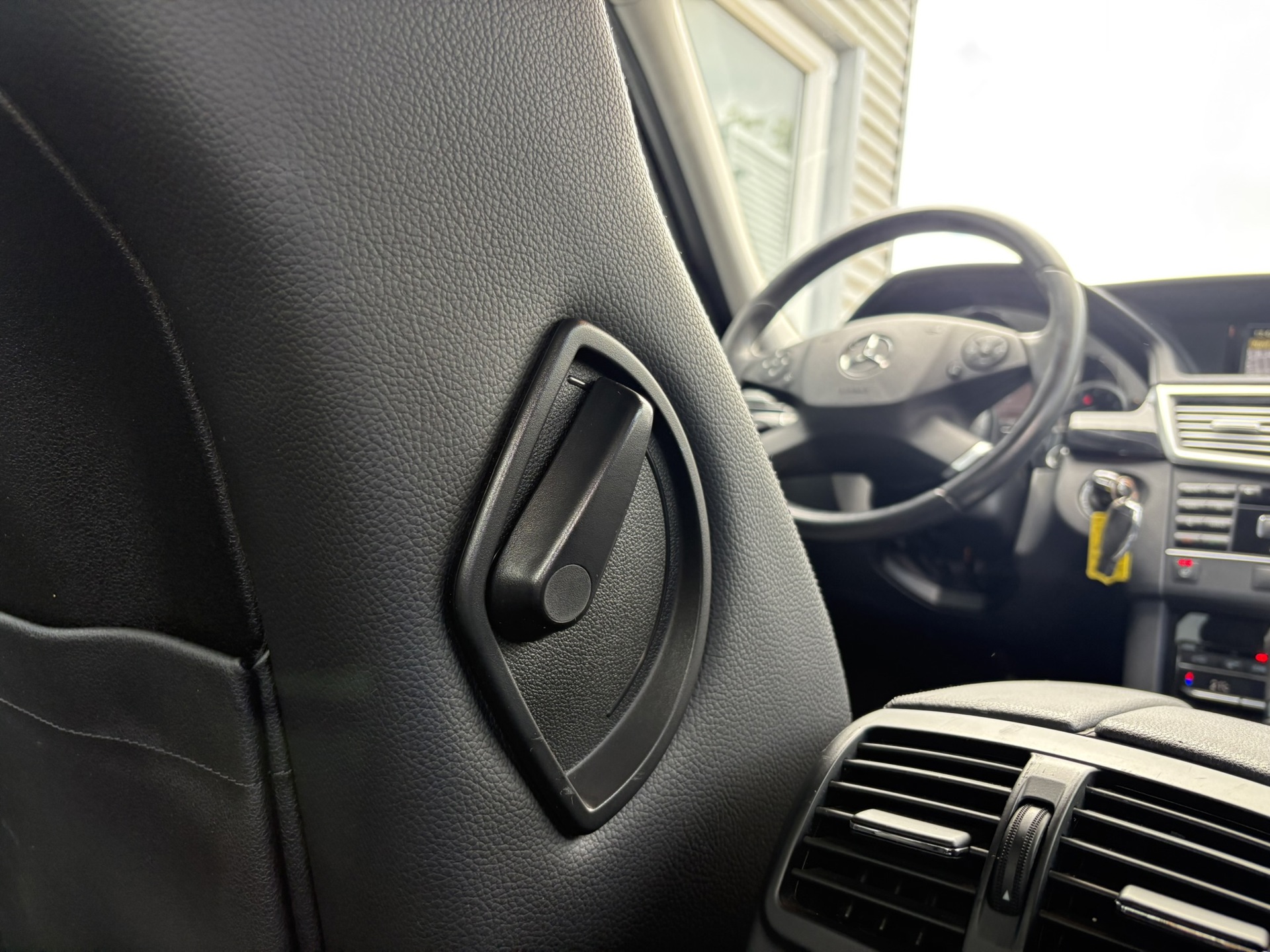 Foto van Mercedes-Benz E 200 Cgi
