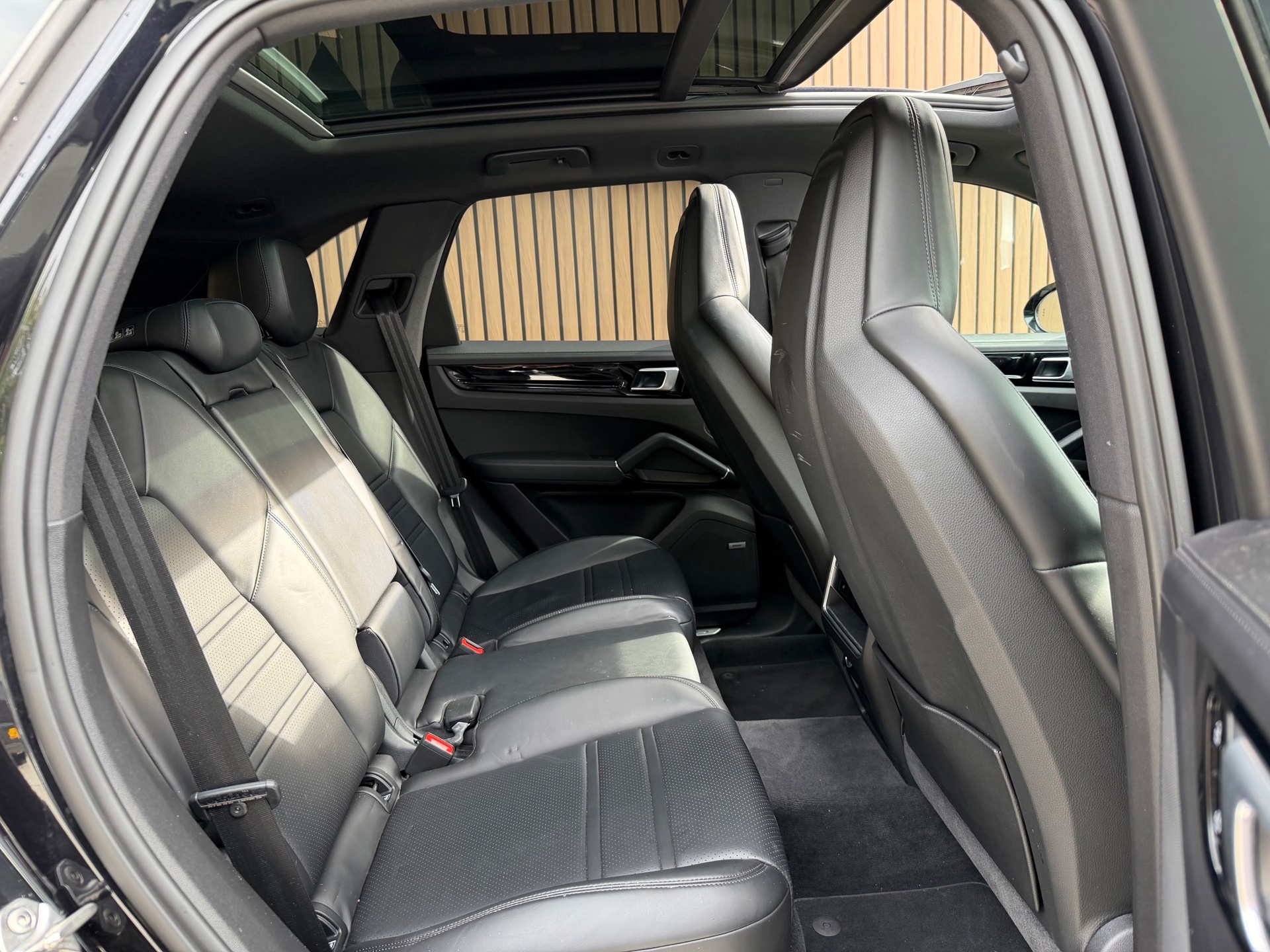 Foto van Porsche Cayenne E-hybrid