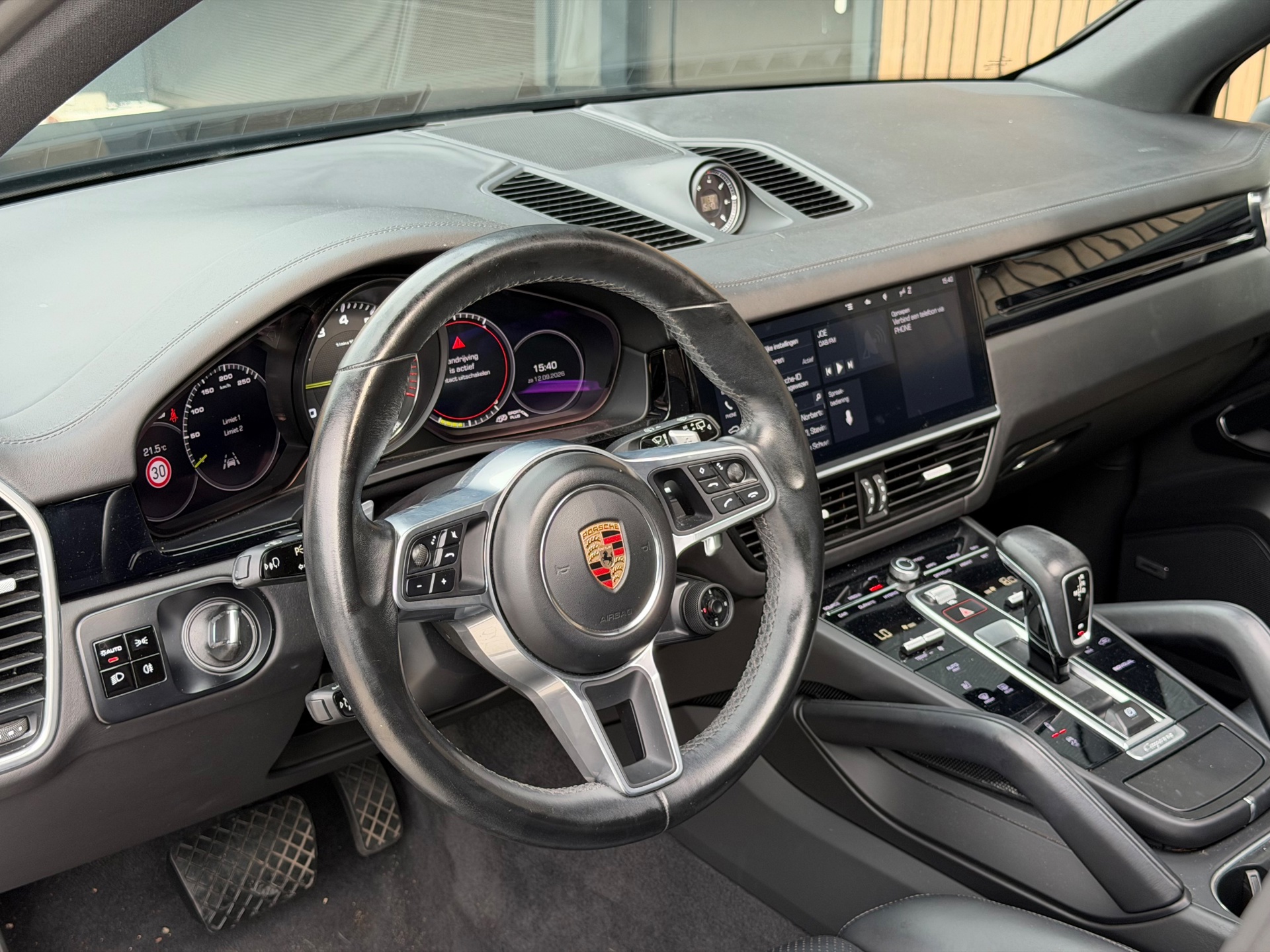 Foto van Porsche Cayenne E-hybrid