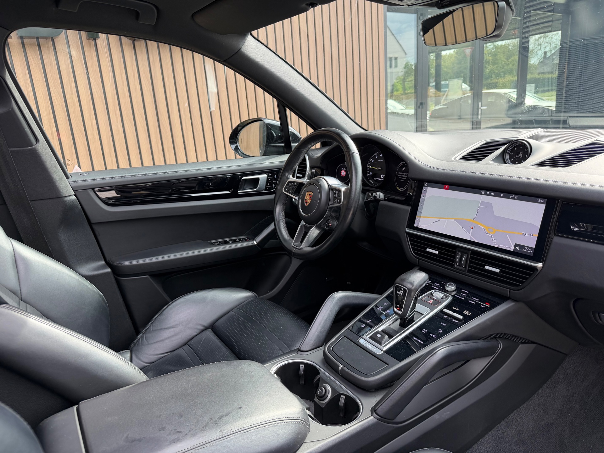 Foto van Porsche Cayenne E-hybrid
