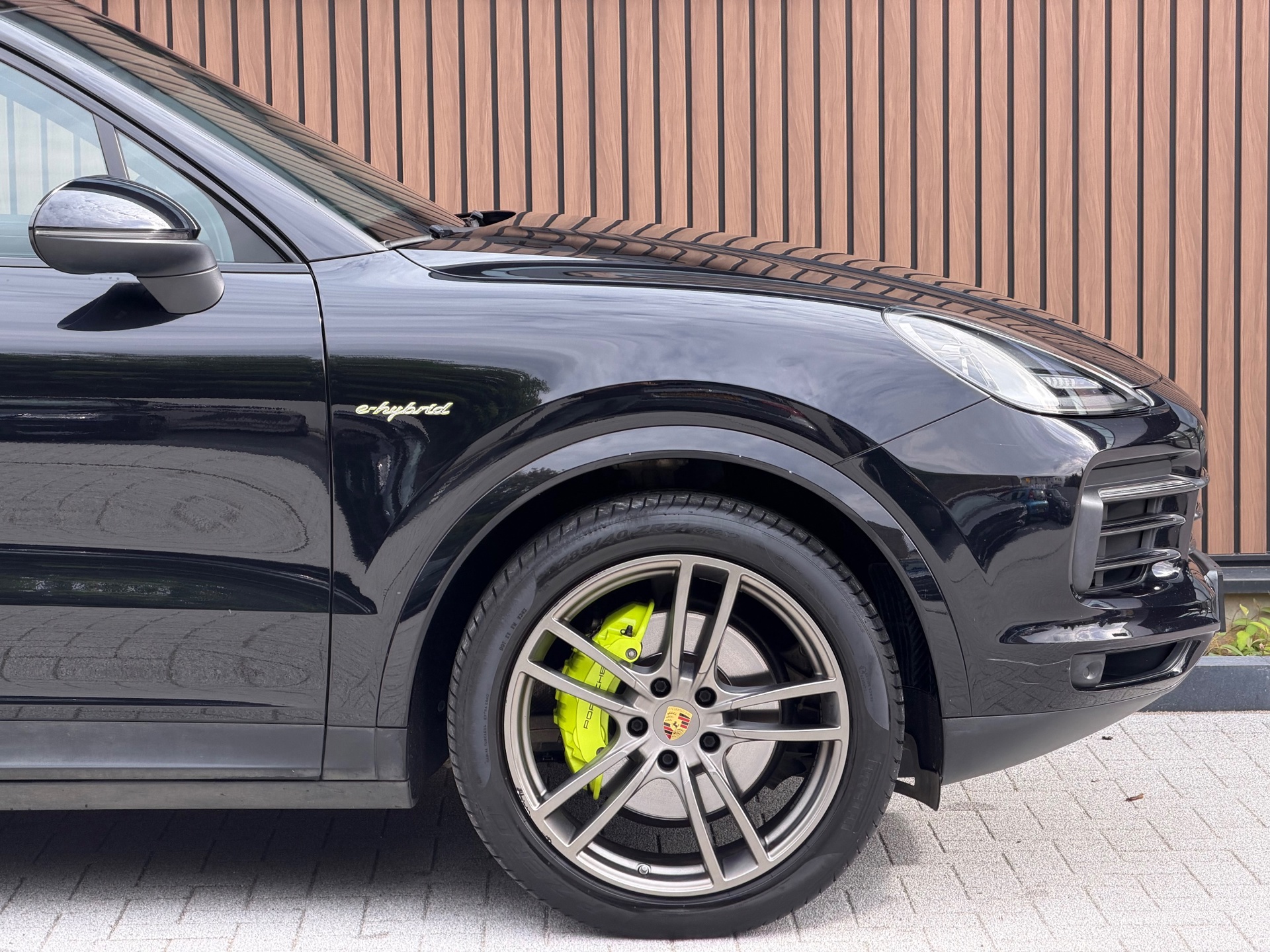 Foto van Porsche Cayenne E-hybrid