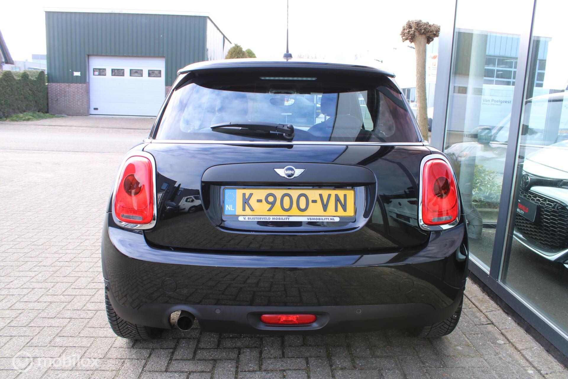 Foto van Mini One