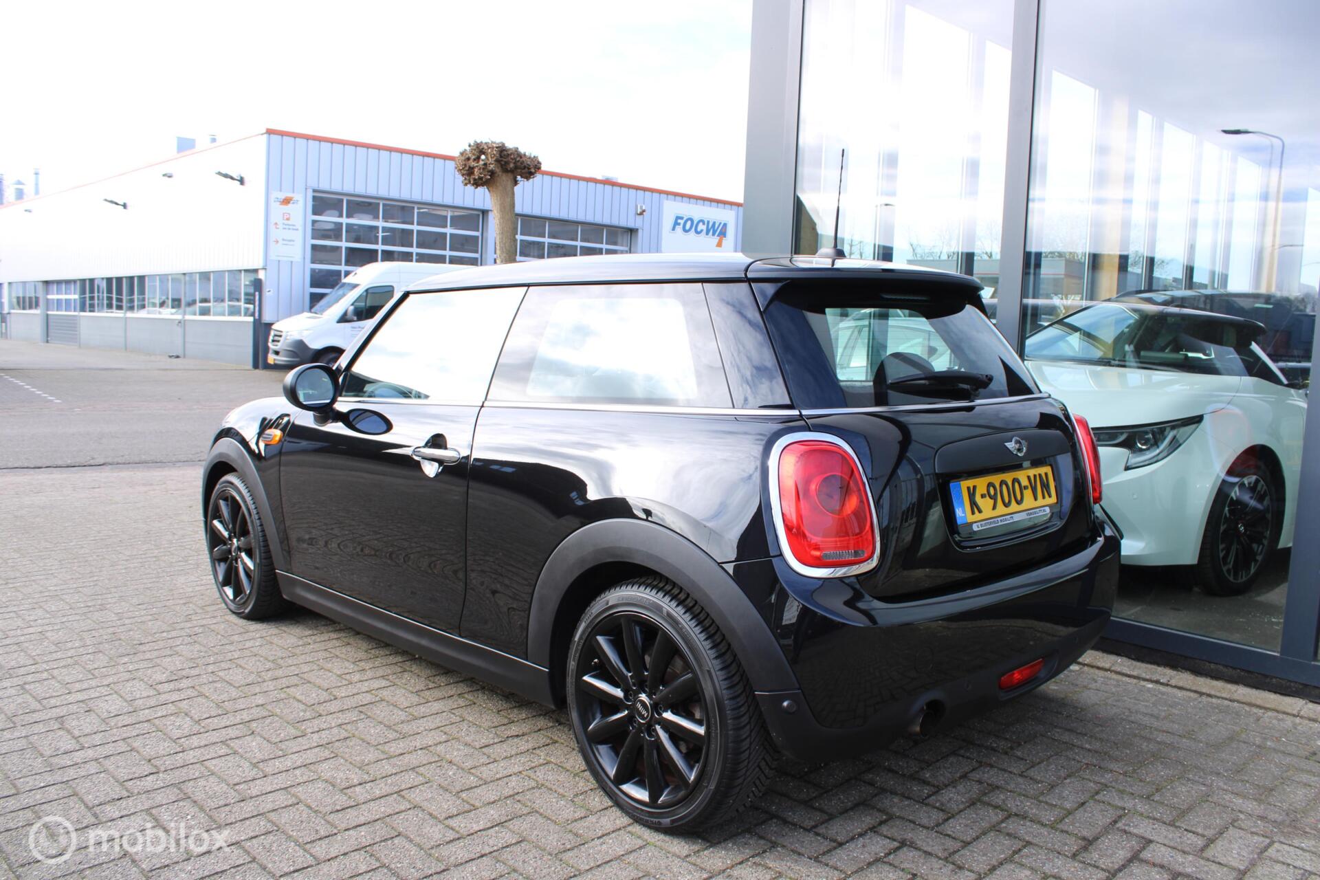 Foto van Mini One