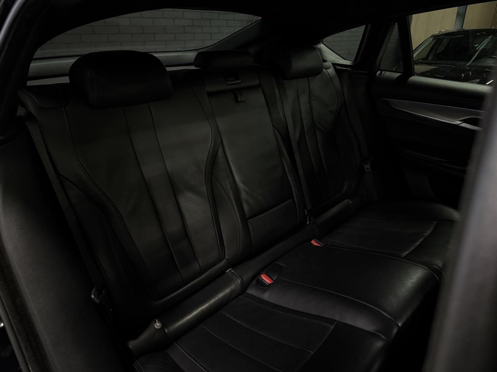 Foto van BMW X6 M