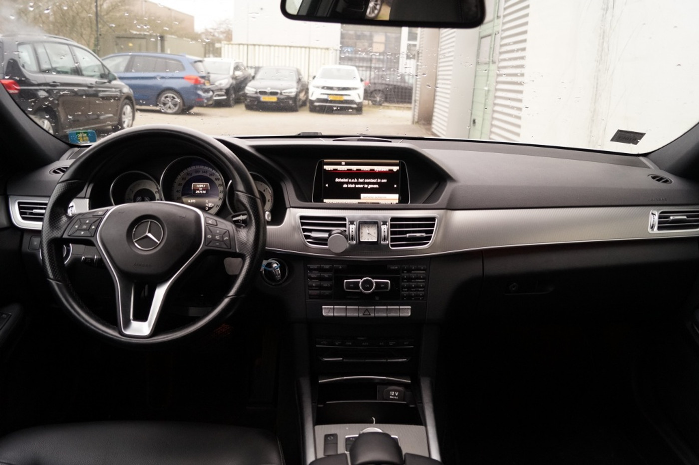 Foto van Mercedes-Benz E 200 Bluetec