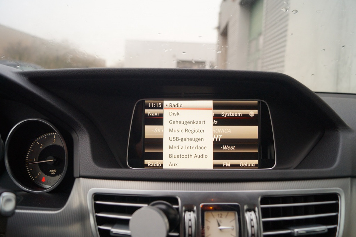 Foto van Mercedes-Benz E 200 Bluetec