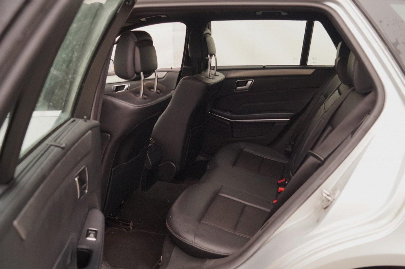 Foto van Mercedes-Benz E 200 Bluetec