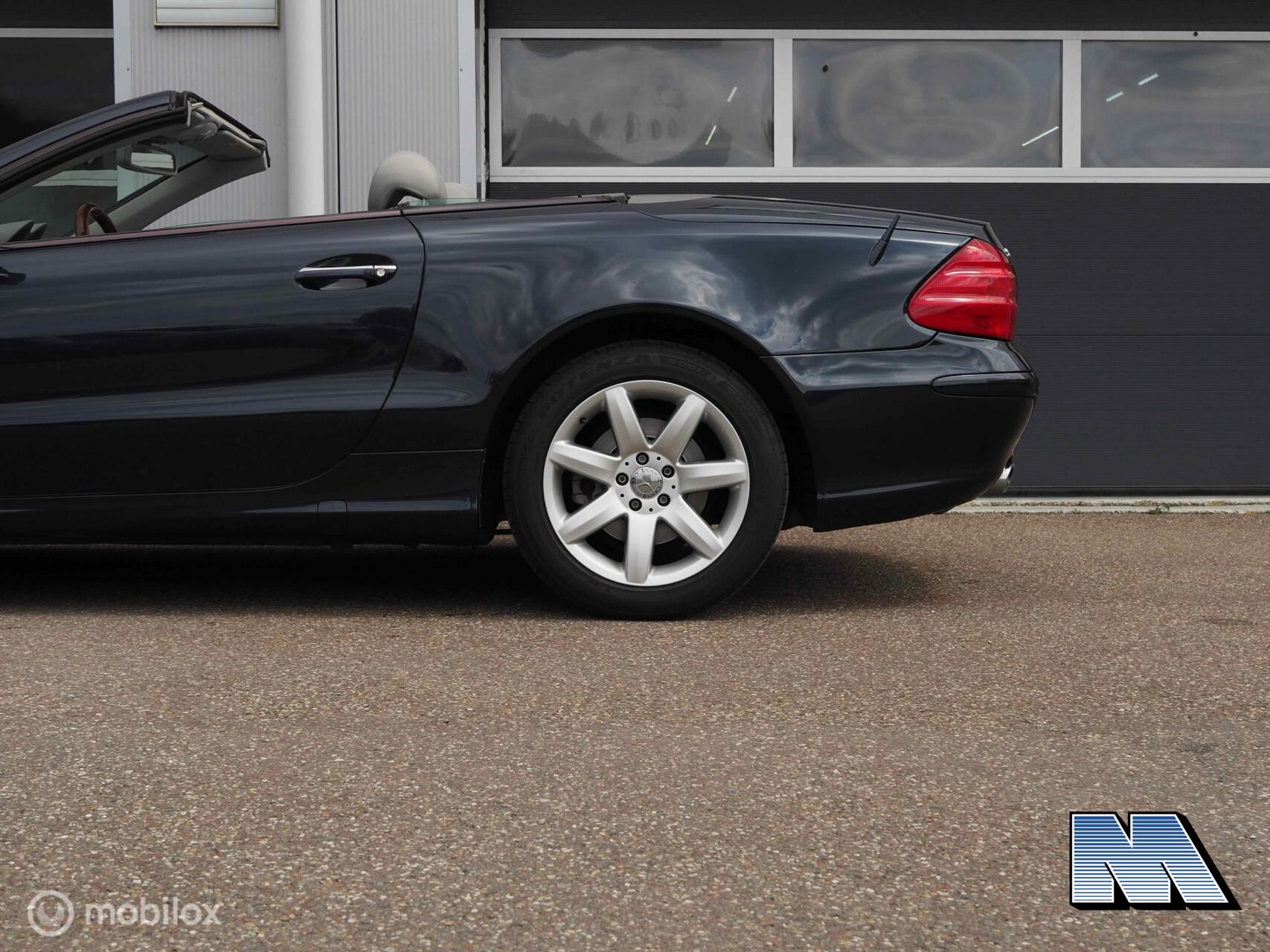 Foto van Mercedes-Benz SL 500