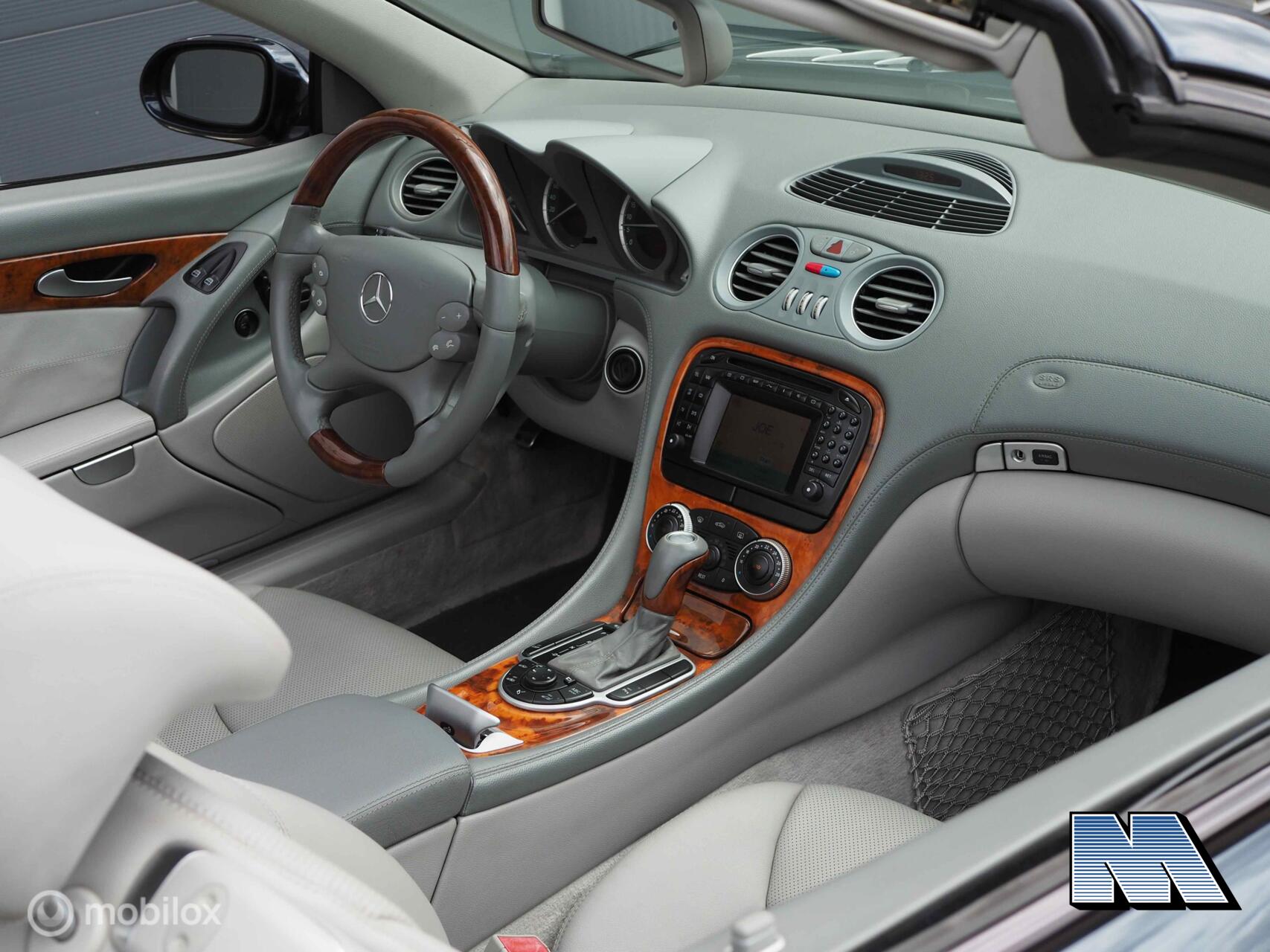 Foto van Mercedes-Benz SL 500