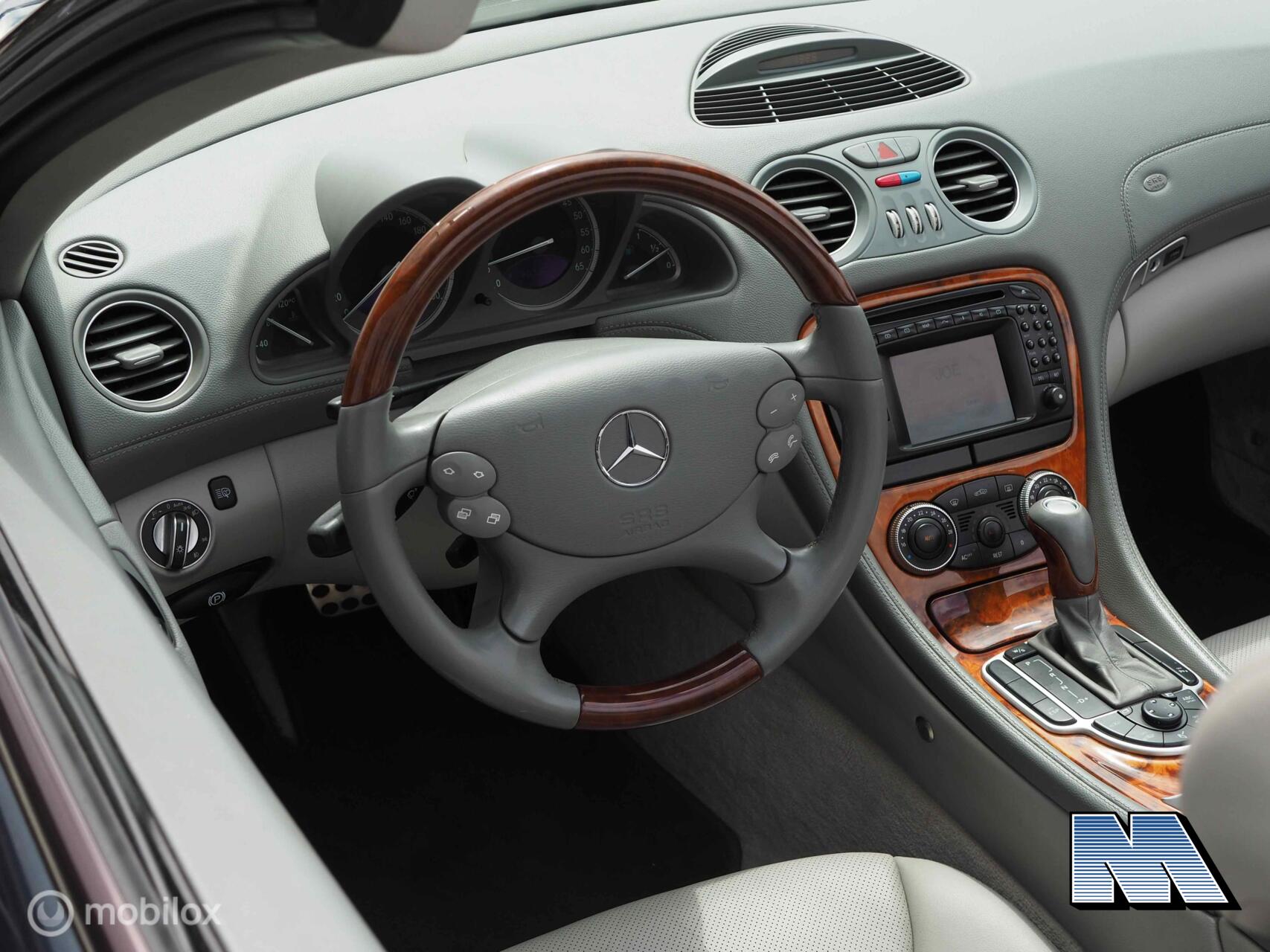 Foto van Mercedes-Benz SL 500
