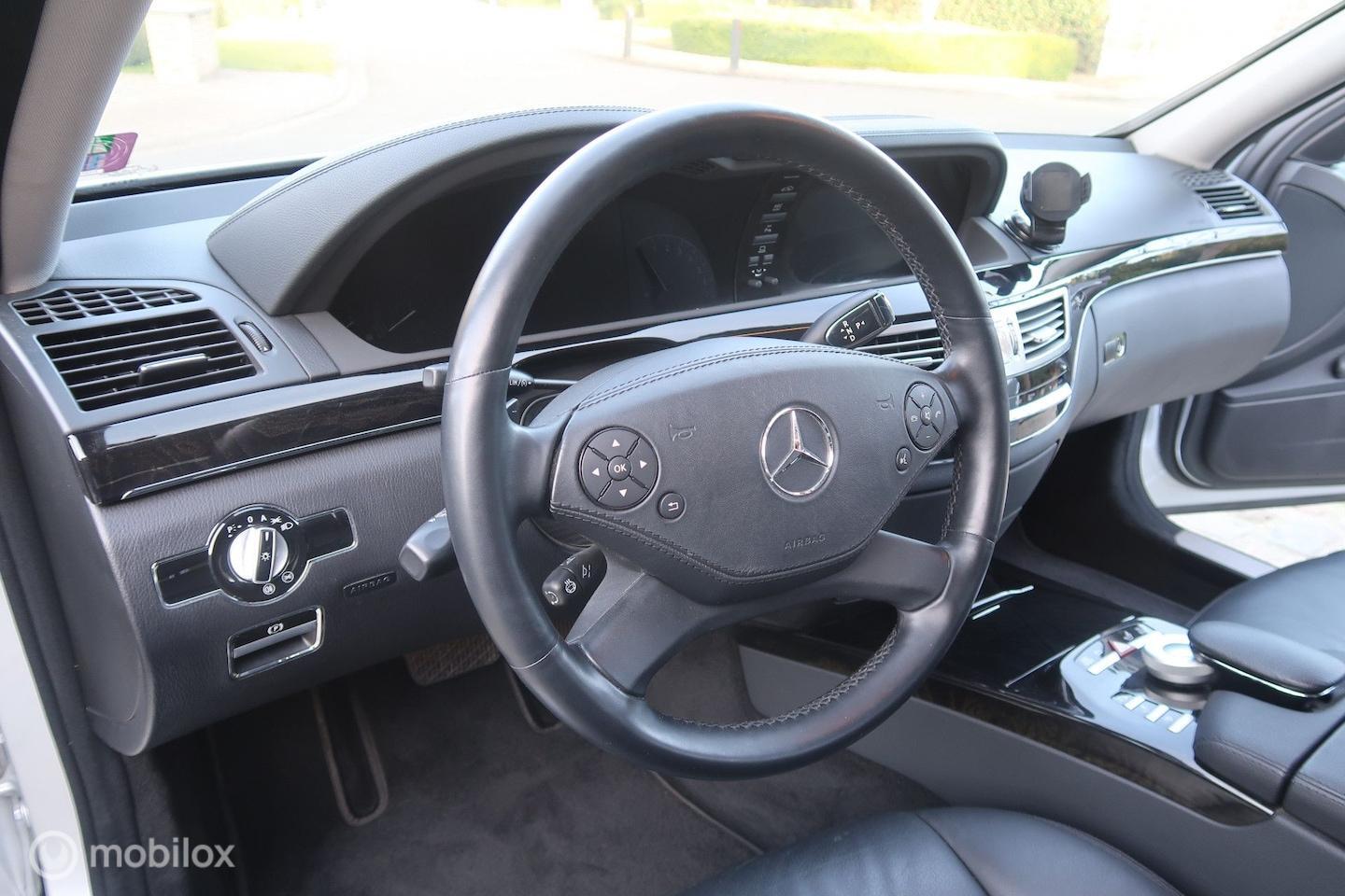 Foto van Mercedes-Benz S 500
