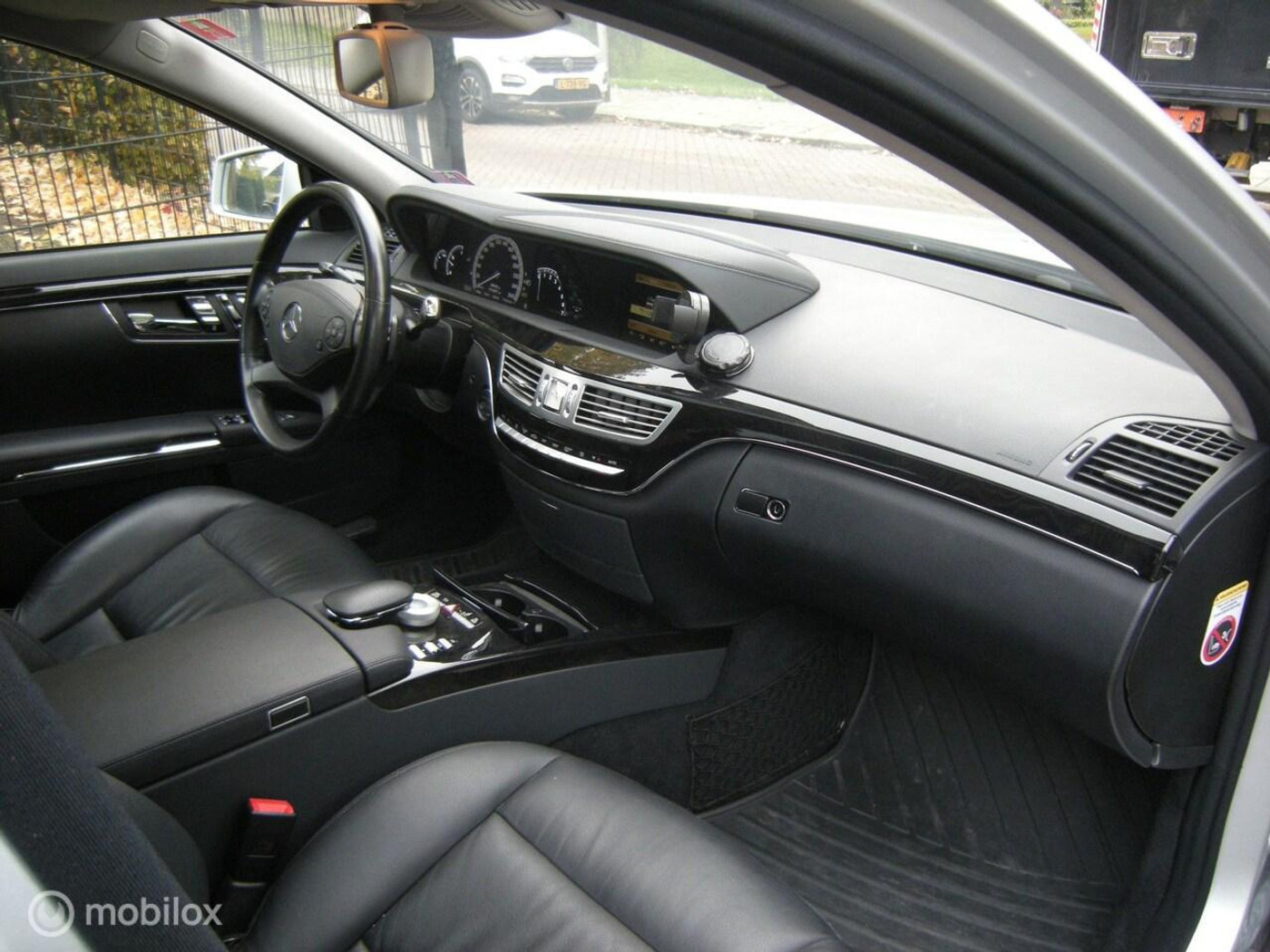 Foto van Mercedes-Benz S 500