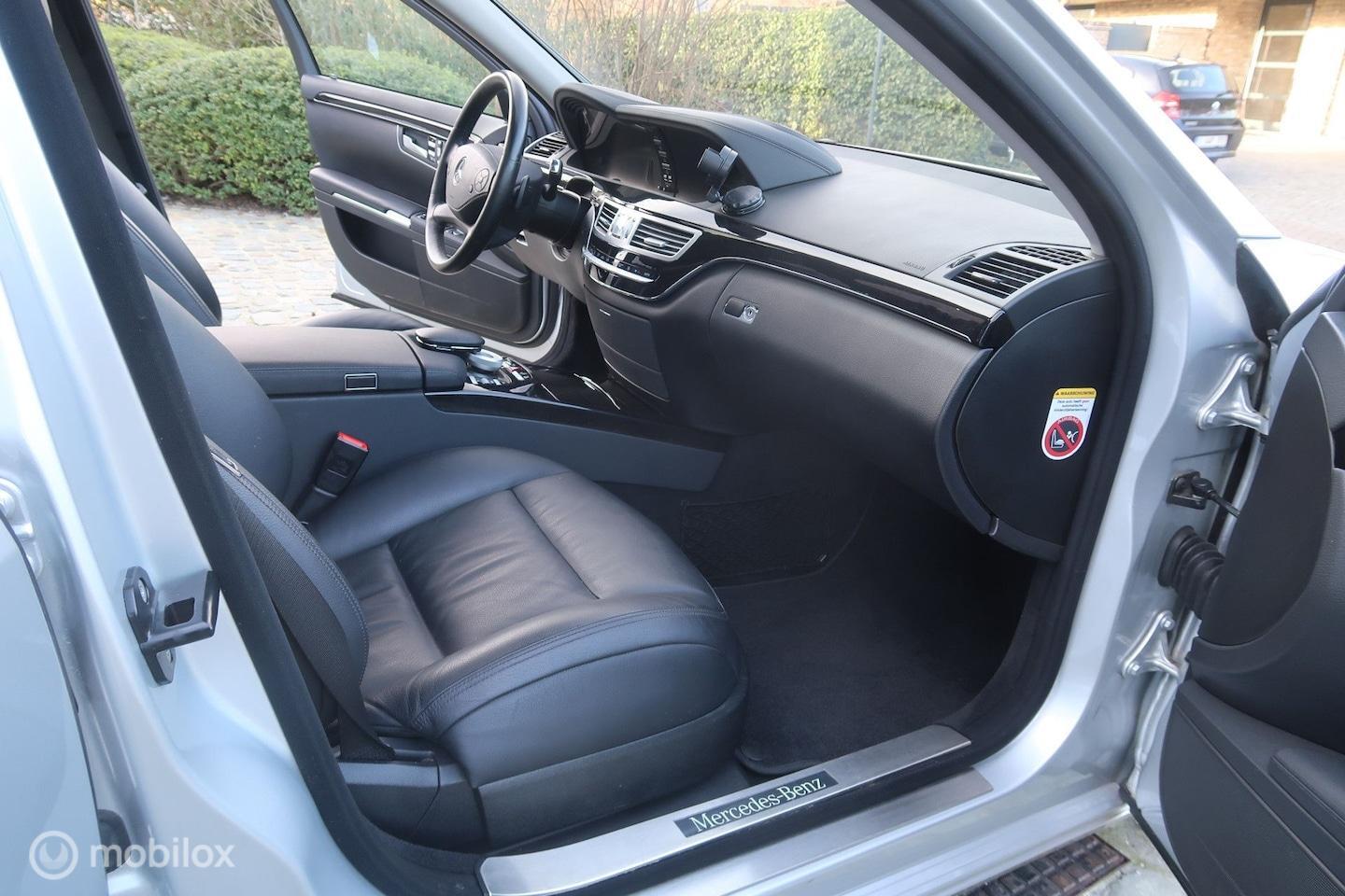 Foto van Mercedes-Benz S 500