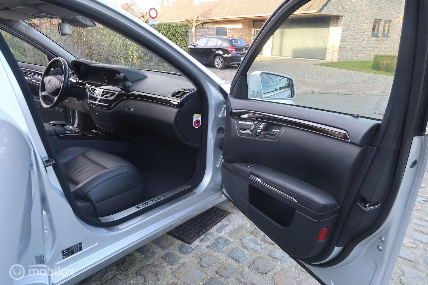 Foto van Mercedes-Benz S 500